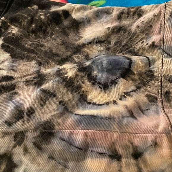 Handmade Tie Dye Shorts - Picture 5 of 7